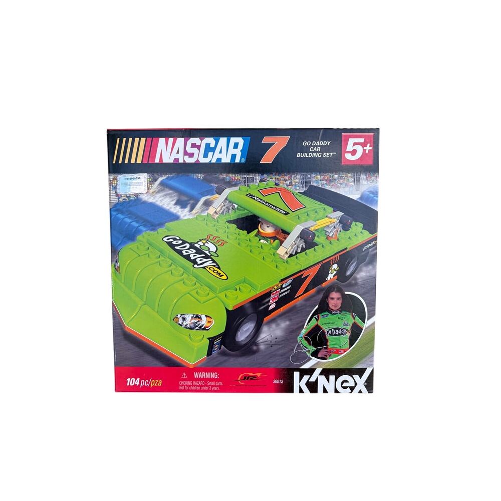 K'NEX NASCAR Go Daddy Car Building Set 104 Pieces Danica Patrick 2010-NIB